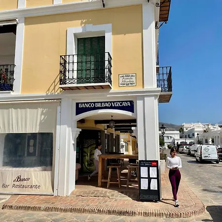 Luxury Townhouse Sea Views 10 Min From Puerto Bans Holiday home