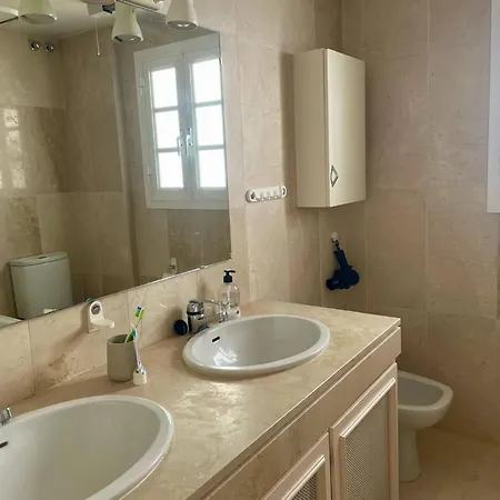 Holiday home Luxury Townhouse Sea Views 10 Min From Puerto Bans