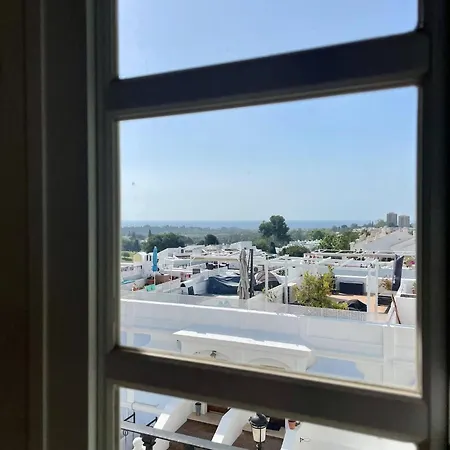 Luxury Townhouse Sea Views 10 Min From Puerto Bans Сasa de vacaciones *