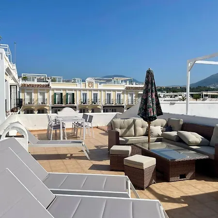 Luxury Townhouse Sea Views 10 Min From Puerto Bans Tatil Evi Marbella