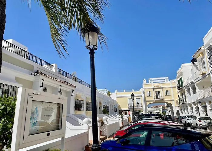 Luxury Townhouse Sea Views 10 Min From Puerto Bans بيت للعطل ماربيا