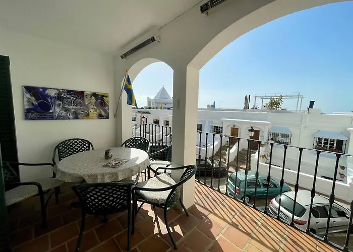 بيت للعطل Luxury Townhouse Sea Views 10 Min From Puerto Bans *