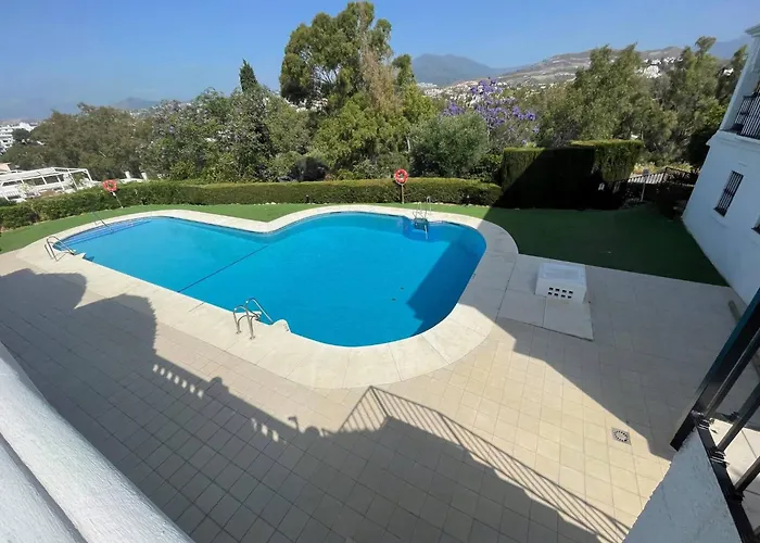 بيت للعطل Luxury Townhouse Sea Views 10 Min From Puerto Bans